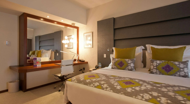 HS HOTSSON Hotel Leon, Забронировать Отель Леон Гуанахуато