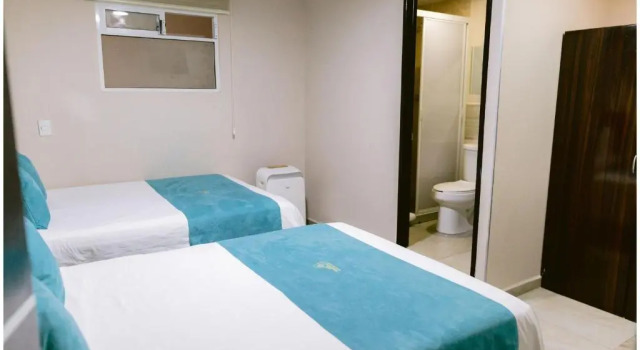 Трёхместный номер Standard Hotel Boutique Las Campanas