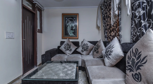 OYO 15763 Hotel Grand inn, Забронировать Отель Отели Нью-Дели с завтраком, Завтраки