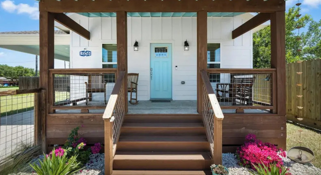 Коттедж Five Oaks Cottage by Miss Kitty’s
