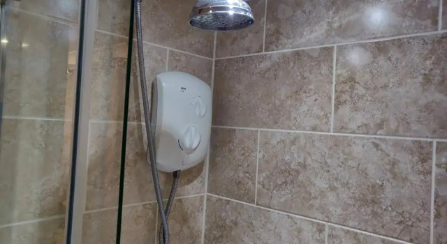 Коттедж 4BR 4 Bathroom Cottage Parking Garden Near St Neots