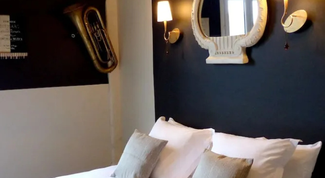 Двухместный номер Comfort Logis Hotel Restaurant Le Cheval Blanc