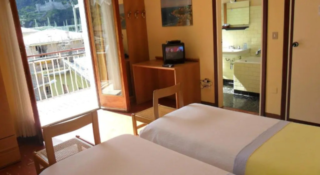 Двухместный номер Standard с балконом Albergo Motel Dosdè B&B