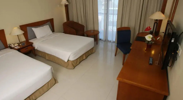 Номер Deluxe с видом на город Makassar Golden Hotel