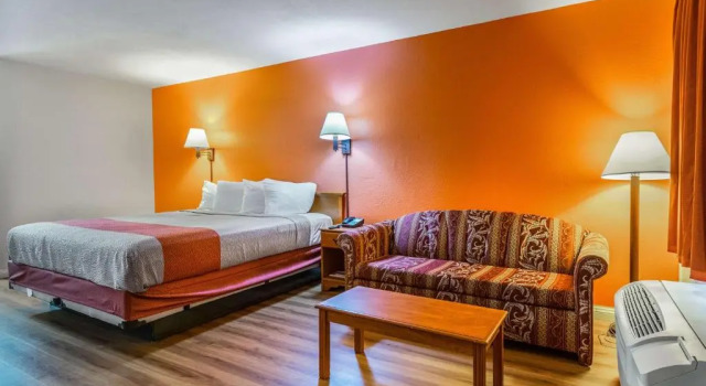 Номер Standard Motel 6-San Diego, CA - Southbay