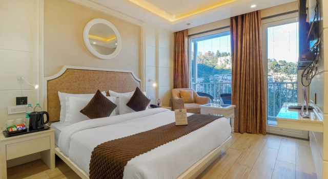 Двухместный клубный номер Standard с балконом и с видом на город Hotel Nature's Lap- A Boutique Hotel
