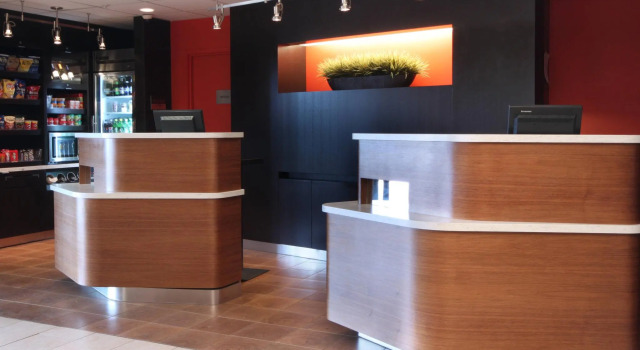 Courtyard by Marriott Salinas Monterey