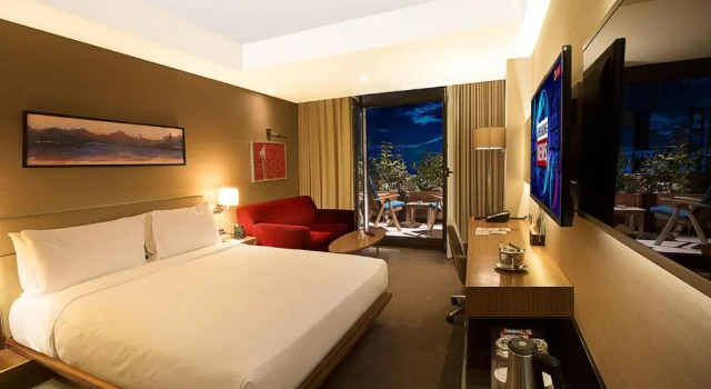 Двухместный номер с террасой Deluxe Отель Doubletree By Hilton Istanbul Old Town