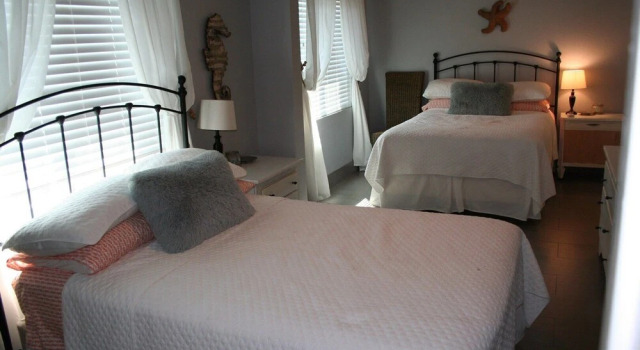 Flamingo Escape - 2 BR Home With Private Heated Pool