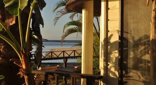 Бунгало с балконом и рядом с пляжем Le Lagoto Resort & Spa