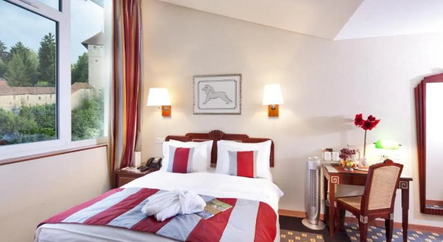 Номер Superior Mercure Fribourg Centre Remparts
