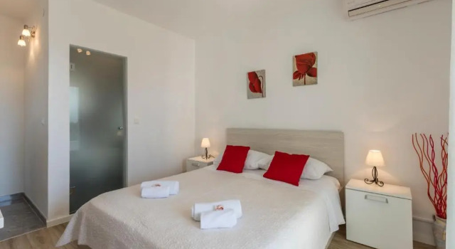 Студия Hvar De Luxe Apartments