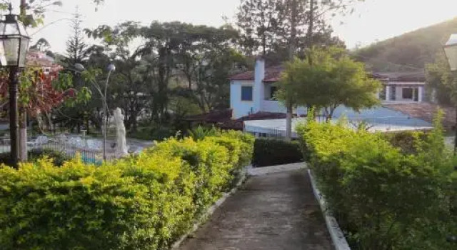 Hotel Miguel Pereira, Забронировать Отель Отели в центре Мигел-Перейра, в центре