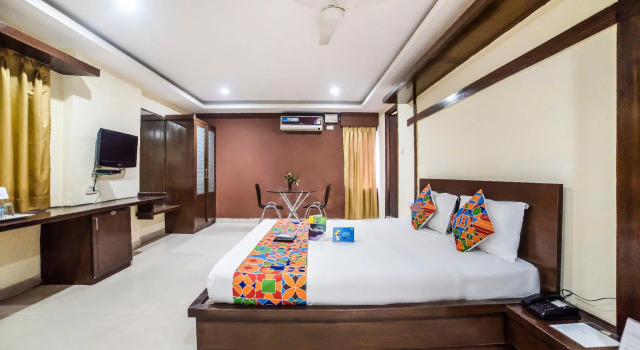 Номер Deluxe FabHotel Royal Residency II - Nr Lakdikapul Metro Station