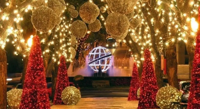 Sweet Home for Holidays