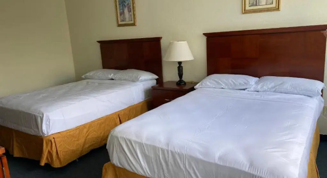 Двухместный номер Deluxe Miami Gardens Inn & Suites