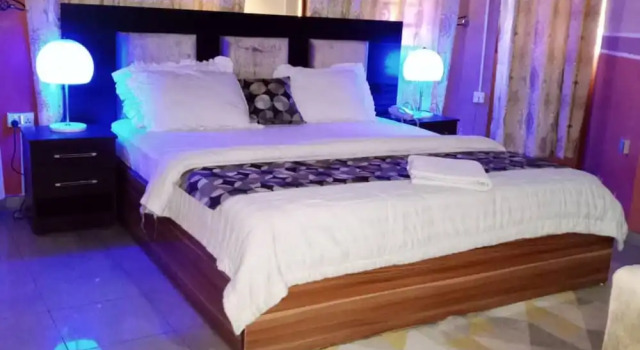 Номер Executive Emerald Hotel