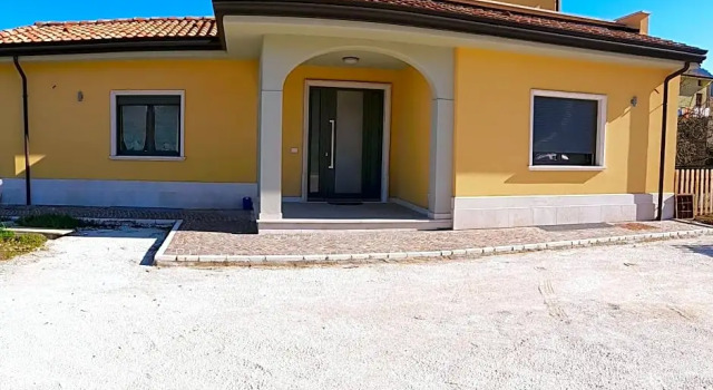 Horse House