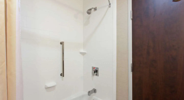 Номер Standard Hilton Garden Inn Victoria