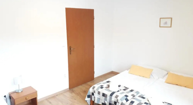 Hotel Taxis, Rezervovat Hotel Nove Mesto Bratislava