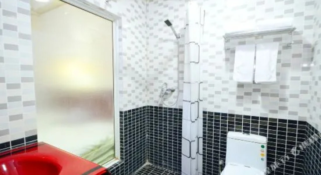 Xuzhou Jinbairun Hotel (Yunlong Lake Scenic Area Gongnong Road Subway Station), Prenota Hotel Quan Shan 