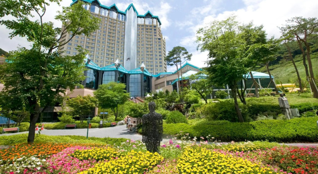 High 1 Convention Hotel, Rezerwuj Hotel Hotele w Gangwon-Do z parkingiem, Parking