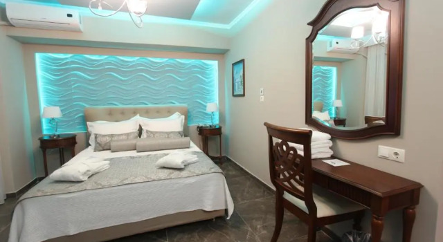 Полулюкс с балконом Hotel Mallas
