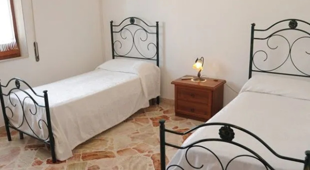 Katia Appartamenti, Book Apartment Hotels in Sicily with Parking, Parking