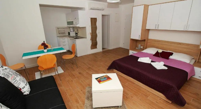 Студия Apartments Obitelj Vuletić