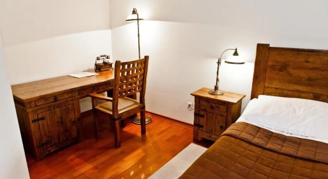 Zamek Królewski w Niepołomicach, Réserver Hôtel Niepolomice Petite-Pologne