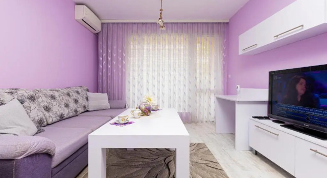 Апартаменты Beige and Purple - Two 1-BDR Apartments in Plovdiv