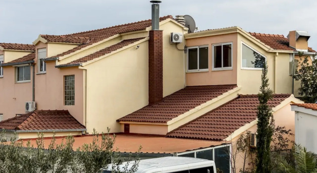 Luxury Spacious apt Near Znjan Beach w sea View, Prenota Appartamento Splitska 