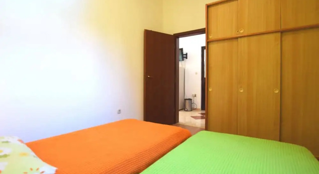 Comfortable Apartment ina Quiet Location, With a Shared Swimming Pool, Near Pula