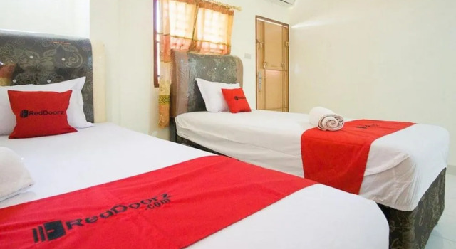 RedDoorz @ Pematangsiantar 2