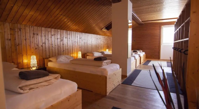 Sust lodge, Book Bed and Breakfast Hospental Kanton Uri