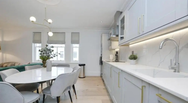 Клубные апартаменты Elysian House - Kensington Serviced Apartments