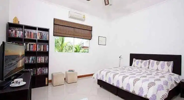 Villa Aromdee A
