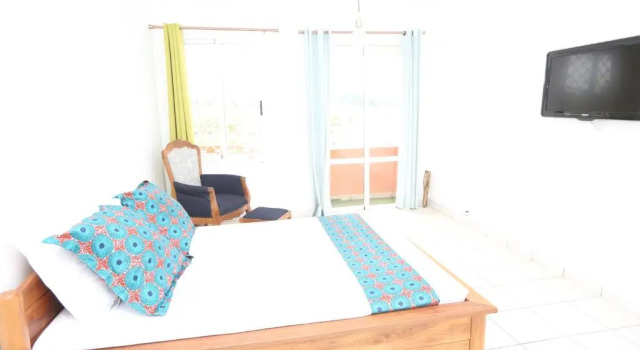 Joyau secret # commodités # confort # prox centre ville # VILLA ESPOIR, Boek Villa Antananarivo Analamanga