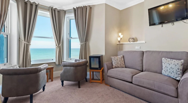 Семейный номер Standard с видом на море Beach Front Guest House