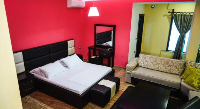 Hotel Magic, Prenota Hotel Hotel economici a Gjirokastër County