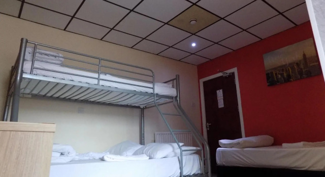 Четырёхместный номер Standard The Royal Windsor Hotel
