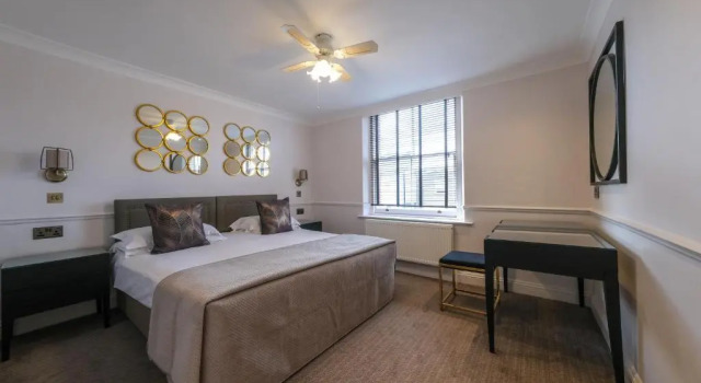 Апартаменты Collingham Serviced Apartments