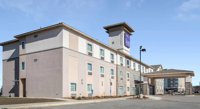 Standard Zimmer Sleep Inn & Suites