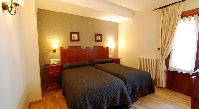 Двухместный номер Standard с балконом Hotel Bujaruelo