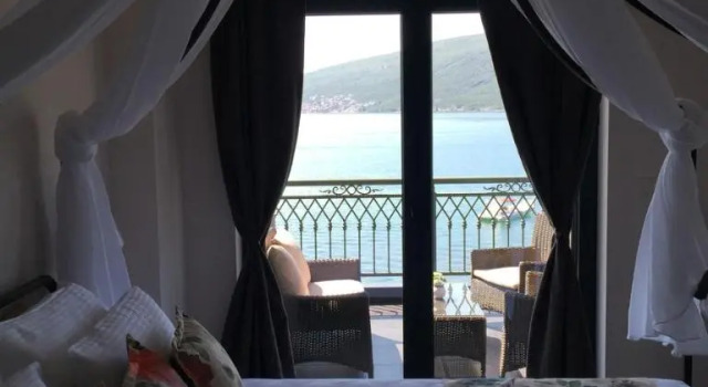 Апартаменты с видом на море Apartments Seaside Baosici