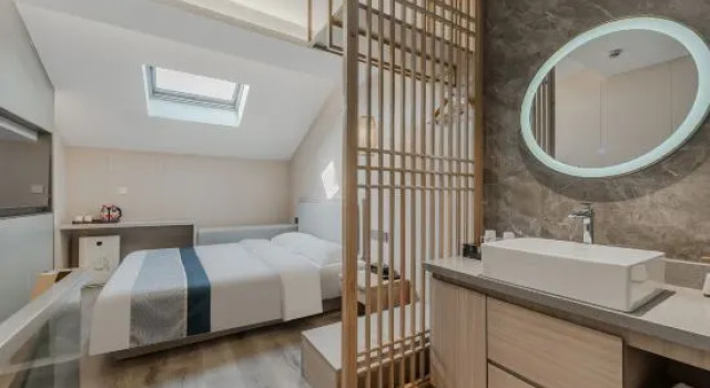 Люкс Homeinn Selected Hotel (Hangzhou Ocean Park Xianghu)