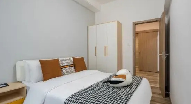 Люкс Luxury Rezen Longhh Apartment (Beijiao Park Metro Station Meidi Headquarters Branch)
