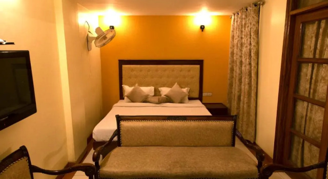 The Sagar 42, Rezerwuj Hotel Hotele w Chandigarh Region z parkingiem, Parking