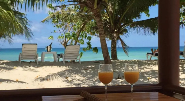 Вилла с красивым видом из окна Villa Belle Plage