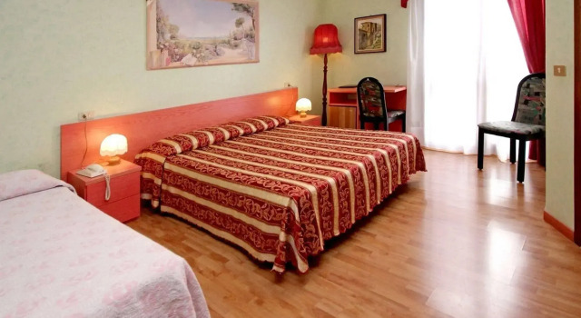 Hotel Benaco